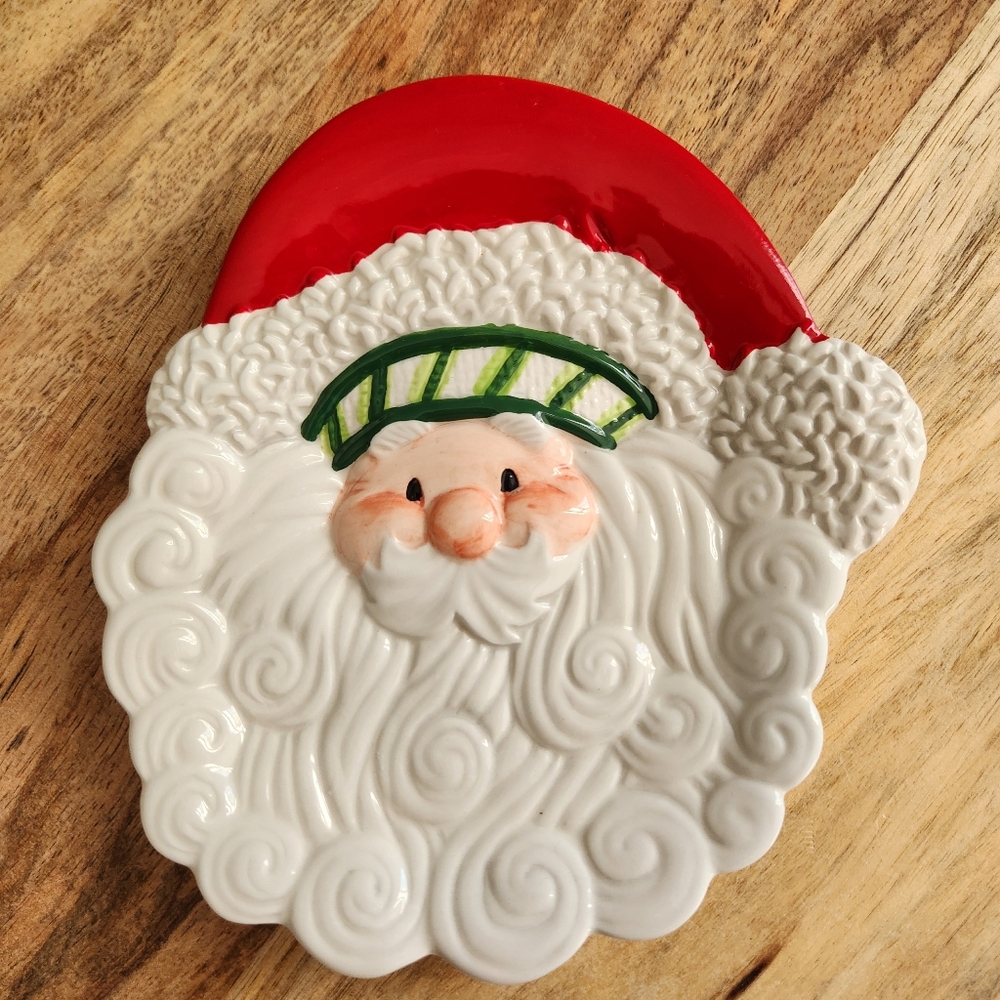 Fitz and Floyd Ceramic Santa Plate